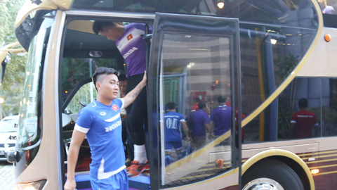 Tin bóng đá Việt Nam ngày 11/1: U23 Việt Nam được bảo vệ ở chế độ VIP