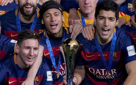 20/12/2015:  Chiến tích cuối cùng Messi và Barca đạt được trong năm 2015, đó là chức vô địch cúp Thế giới các CLB. Sau khi bỏ lỡ trận bán kết, Messi trở lại ở trận chung kết và lập tức tỏa sáng. Anh chính là người ghi bàn thắng mở tỉ số giúp đội bóng xứ Catalan đánh bại River Plate với tỉ số 3-0.