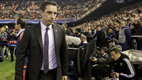 Neville khởi đầu tồi tệ cùng Valencia: Niềm tin không đúng chỗ