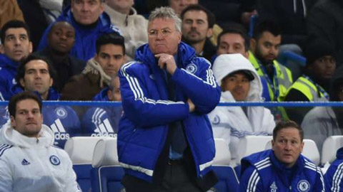 Chelsea bị cầm hòa, Hiddink đổ lỗi cho trọng tài