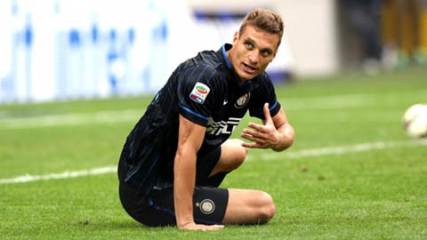 Cựu đội trưởng M.U bị Inter Milan thanh lý hợp đồng
