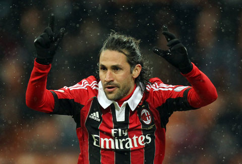 Yepes trong màu áo AC Milan