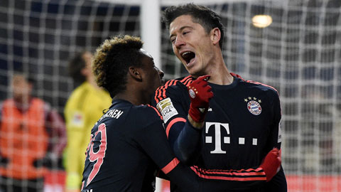 Lewandowski lập cú đúp, Bayern thắng trận mở màn lượt về