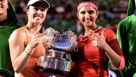 Hingis và Mirza vô địch Australian Open đôi nữ
