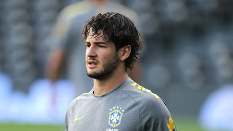 Pato có giải được lời nguyền tiền đạo ở Chelsea?