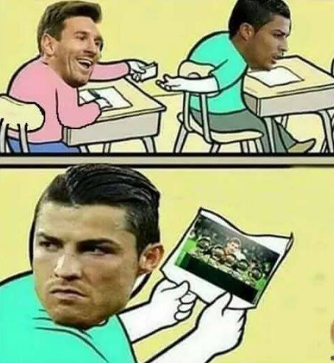 Khi Messi... troll Ronaldo