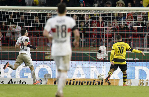 Mkhitaryan ấn định thắng lợi 3-1 cho Dortmund