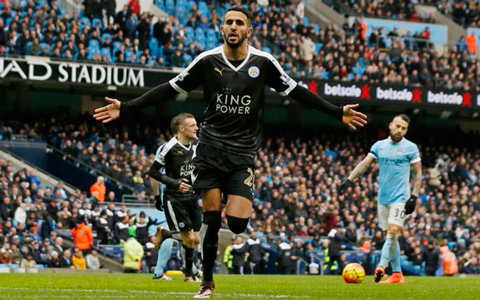 Mahrez là niềm hy vọng trên hàng công của Leicester trong trận đấu với Arsenal