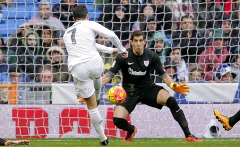 Ronaldo ghi 2 bàn thắng đẹp mắt trong trận đấu với Bilbao