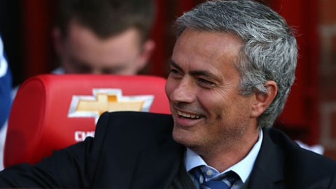 Mourinho đạt thỏa thuận miệng dẫn dắt M.U