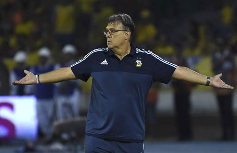 Martino từng có 1 năm dẫn dắt Barca nhưng không thành công