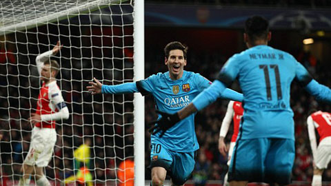 Messi lập cú đúp, Barca đặt một chân vào tứ kết