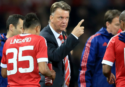 Van Gaal tổ chức họp mặt với từng cầu thủ M.U