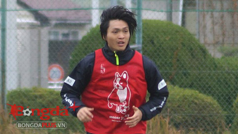 Tuấn Anh không được đăng ký, Yokohama FC thua trận ra quân J.League 2