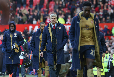 Arsenal gục ngã trong thời khắc quan trọng của mùa giải