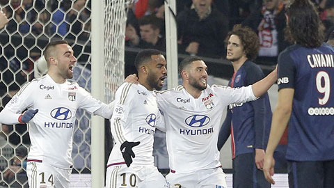 Gục ngã trước Lyon, PSG đứt mạch trận bất bại