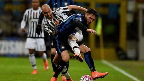 Juventus vào chung kết Coppa Italia sau màn chết hụt trước Inter