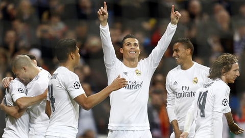 Ronaldo chạm mốc 40 bàn mùa thứ 6 liên tiếp