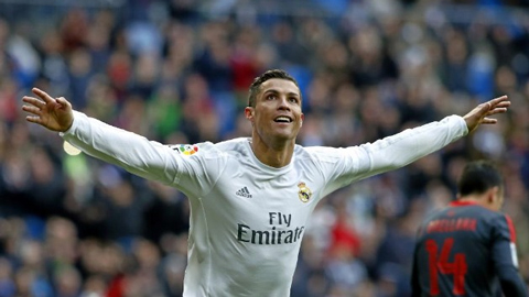 Ronaldo tỏa sáng, Real tiến vào tứ kết