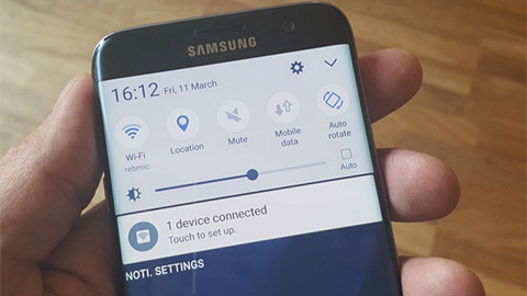 Chia sẻ Wi-Fi dễ dàng qua Galaxy S7 và Galaxy S7 edge