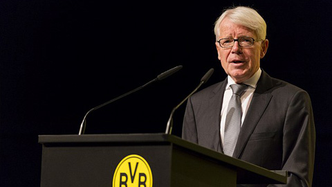 Chủ tịch Dormund Reinhard Rauball cho rằng sự qua đời của CĐV trên là một mất mát đối với Dortmund