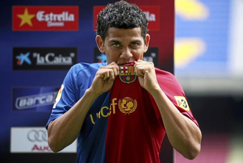 Dani Alves: 35 triệu euro từ Sevilla (2008-nay; 379 trận)