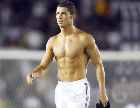 Ronaldo được nhiều phụ nữ ví như một vị thần Hy Lạp