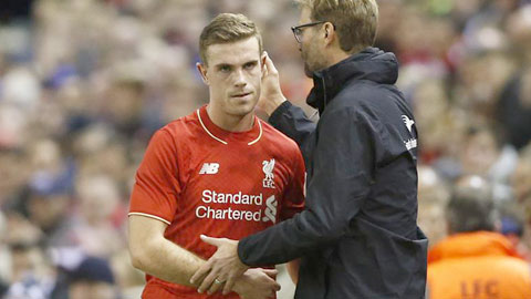 Henderson có nguy cơ thành người thừa ở Liverpool