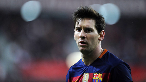 Messi sợ phạt đền hay quá đồng đội?