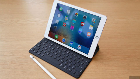 iPad Pro 9.7-inch trình làng có giá 12 triệu đồng