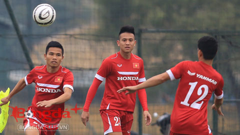 ĐT Việt Nam chia tay Văn Thắng, chốt danh sách 23 cầu thủ cho trận gặp ĐT Iraq