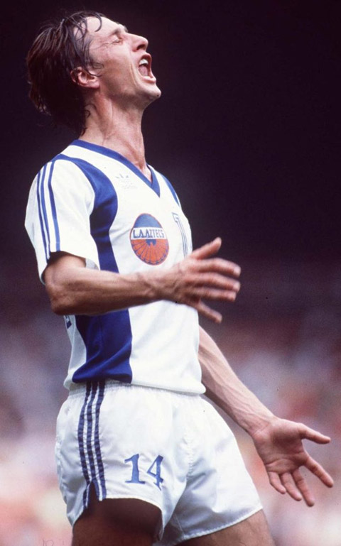 Sau khi rời Barca, Cruyff chơi bóng ở Mỹ từ năm 1979 đến năm 1981. Đội đầu tiên ông thi đấu là Los Angeles Aztecs và sau đó là Washington Diplomats