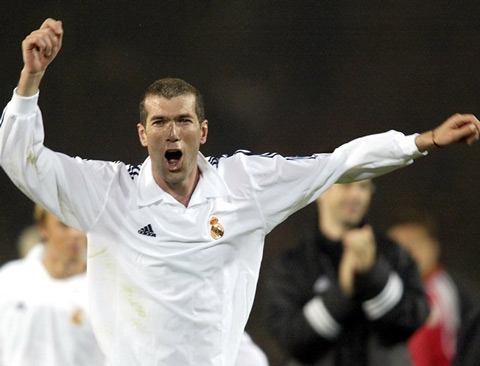Nếu Cruyff không bị sa thải, có lẽ Zidane đã đầu quân cho Barca