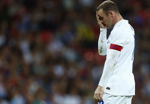 Vị trí chính thức của Rooney ở ĐT Anh bị đe dọa nghiêm trọng