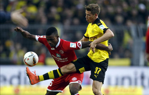 Durm đang thi đấu tốt trong màu áo Dortmund