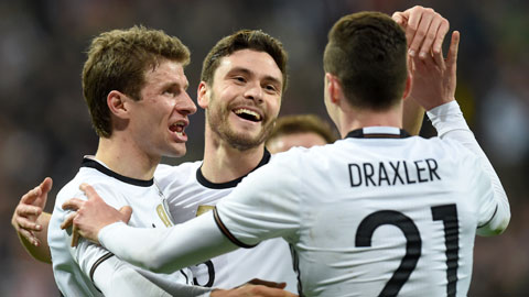 Đức đại thắng Italia 4-1: Liều thuốc của niềm tin