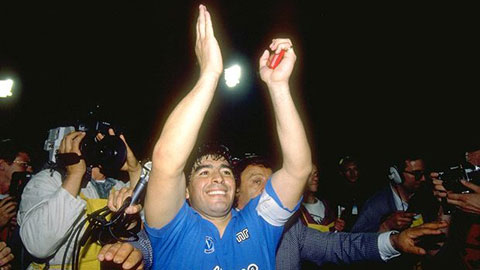 Napoli sắp đổi tên sân San Paolo thành Stade Diego Maradona