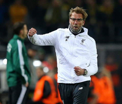 Klopp không ngần ngại ăn mừng trong ngày trở về Signal Iduna Park