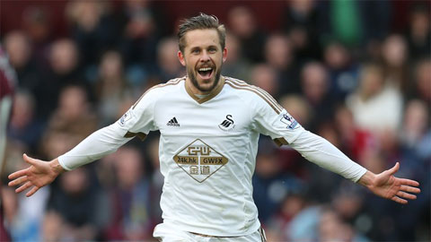 Sigurdsson ăn mừng bàn thắng mở tỉ số