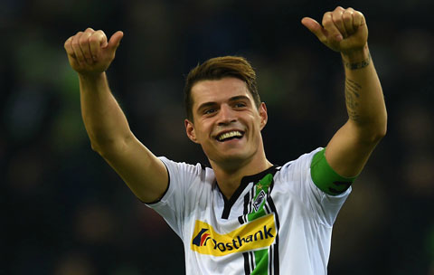 M'gladbach không muốn bán Xhaka