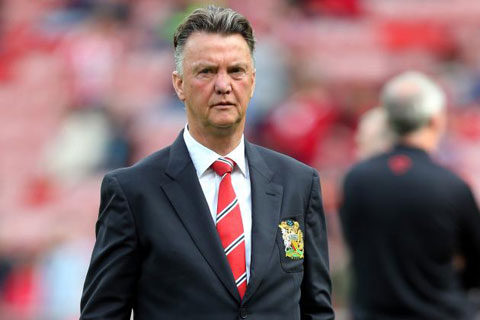 HLV Van Gaal liệu có giúp M.U đi lại con đường thành công mà Sir Alex làm được giai đoạn 2006