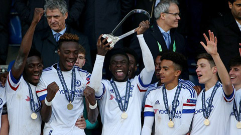 Chelsea lần thứ 2 liên tiếp vô địch giải trẻ Champions League