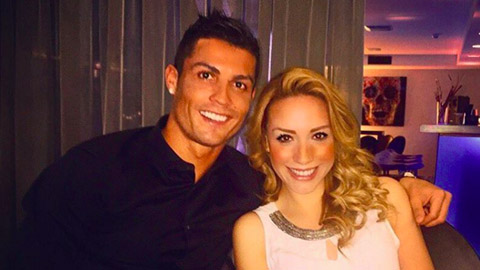 Ronaldo vụng trộm với nữ CĐV Barcelona