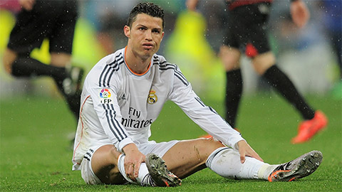 Real có thể mất Ronaldo ở bán kết Champions League vì chấn thương