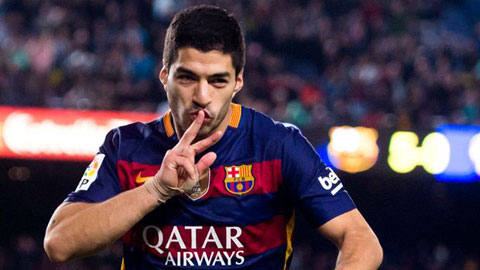 Suarez đi vào lịch sử trong ngày Barca hủy diệt Gijon