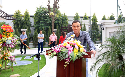 Ông Trần Quốc Tuấn - Phó Chủ tịch Thường trực LĐBĐ Việt Nam phát biểu trong lễ khánh thành