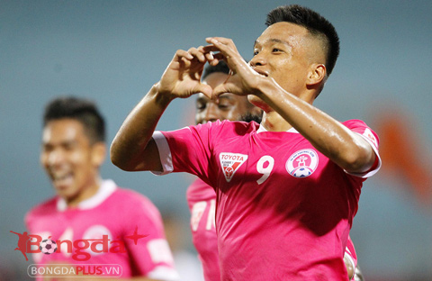 Duy Long lập cú đúp giúp Sài Gòn FC vươn lên vị trí thứ 2 BXH 