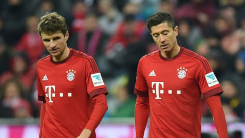 Bayern bị cầm chân, Dortmund buộc Hùm xám lùi ngày ăn mừng vô địch
