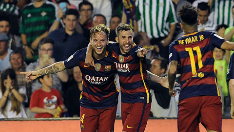 Messi & Suarez tỏa sáng, Barca khiến Atletico và Real thất vọng