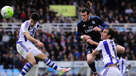 Kền kền bay trên đôi cánh của Bale
